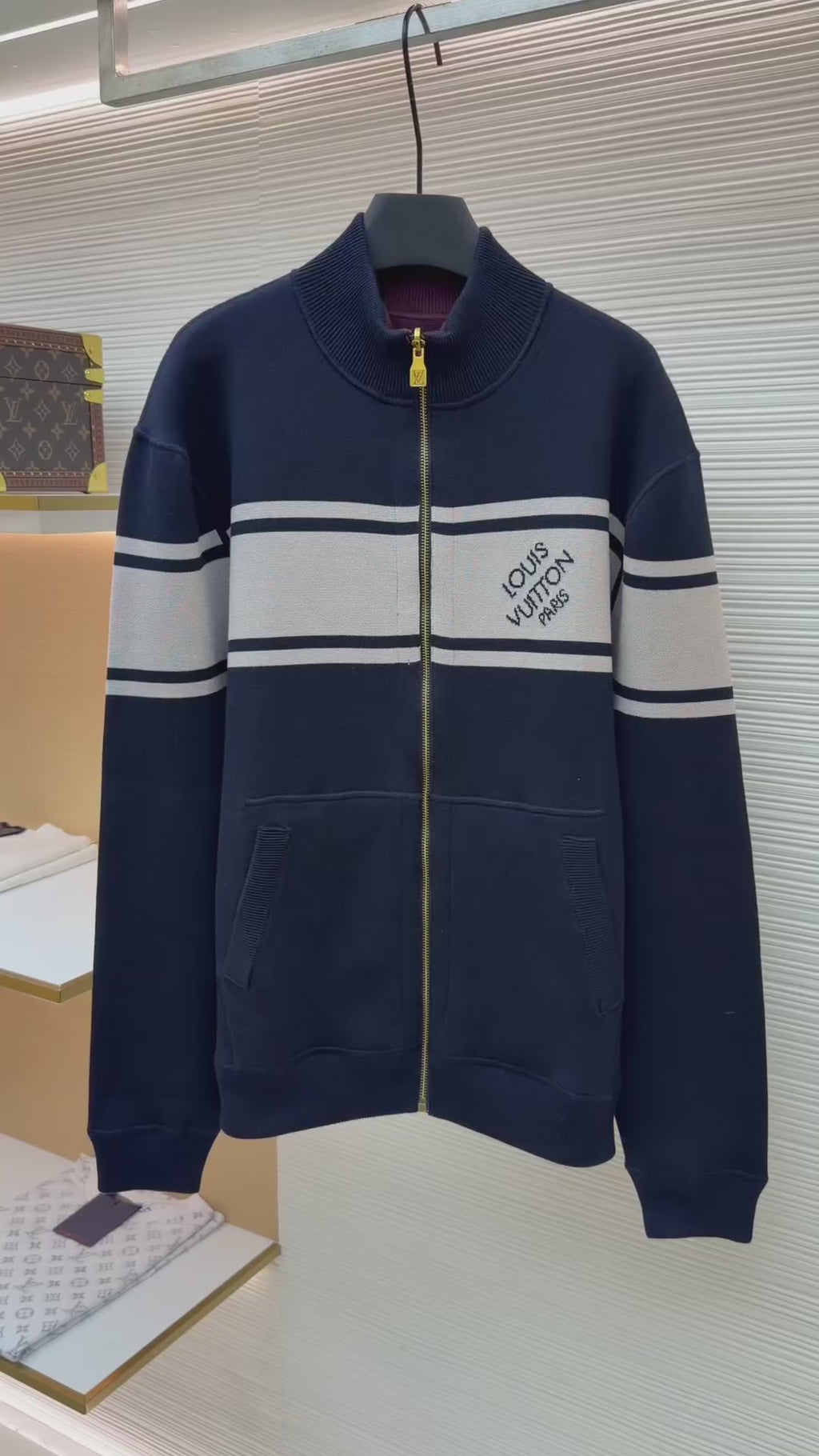 LV 1AKLUQ Double Face Reversible Jacquard Track Top