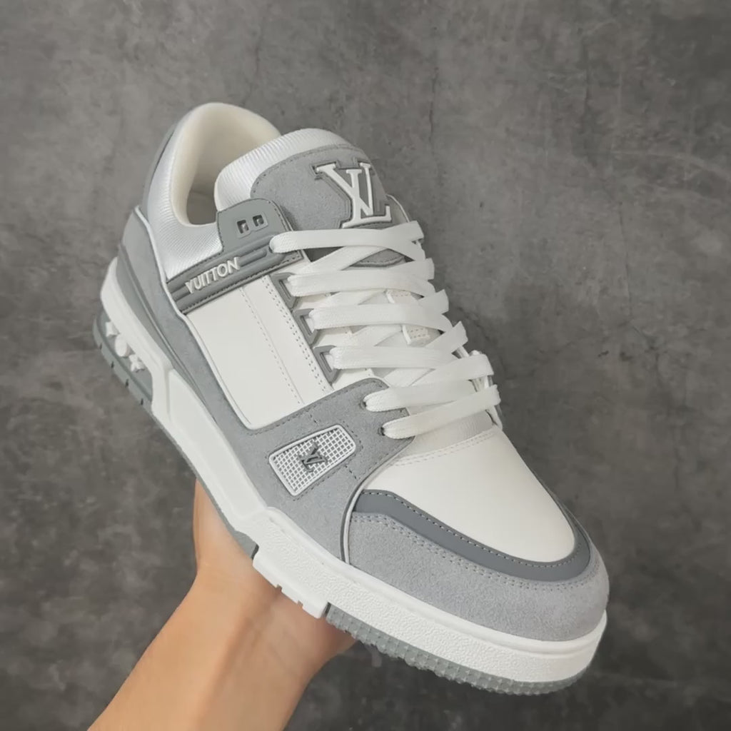 LV Trainer Sneaker 1AKKAL