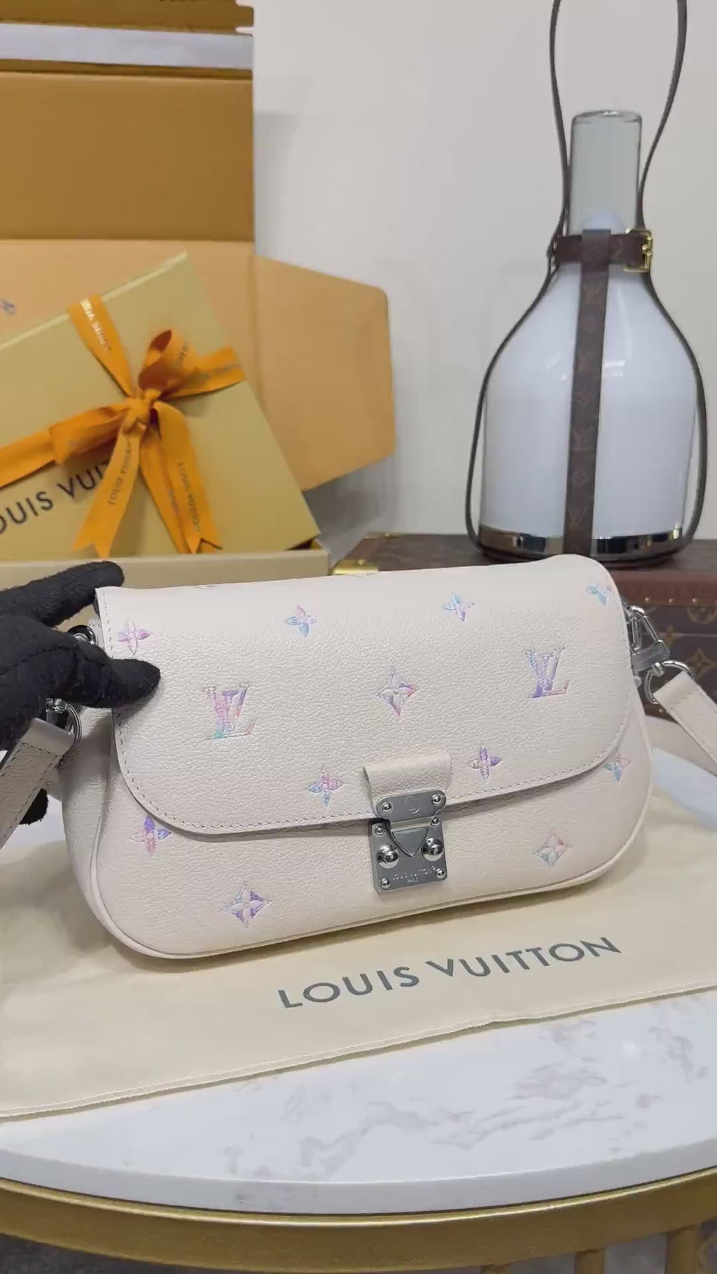 LV Pochette Métis Soft PM M2A332